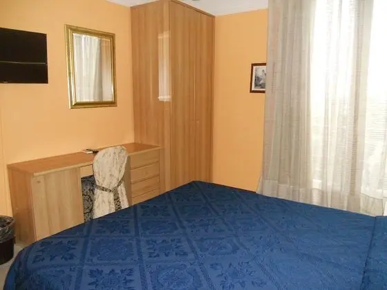 Comfort Tek Büyük veya İki Ayrı Yataklı Oda