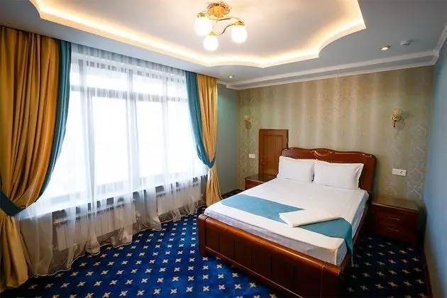 Standard Tek Büyük Yataklı Oda