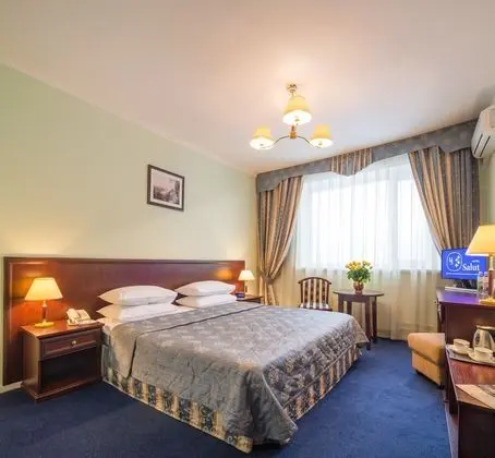 Comfort Tek Büyük Yataklı Oda