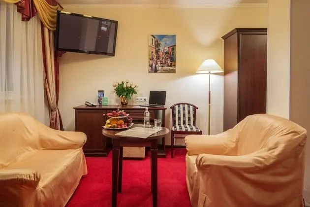 Süit, 1 Çift Kişilik Yatak