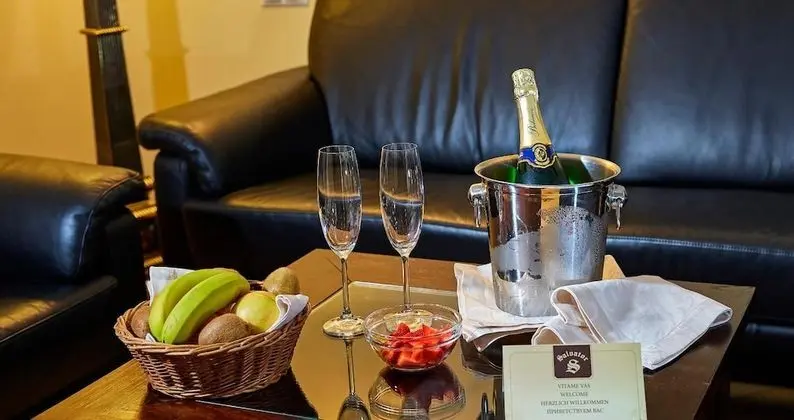 Deluxe Tek Büyük Yataklı Oda, Balkon