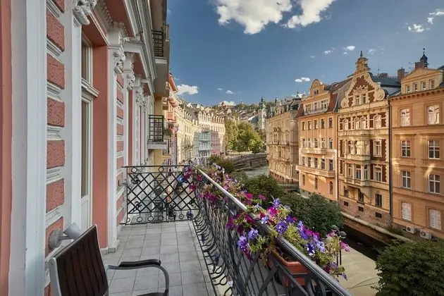 Deluxe Tek Büyük Yataklı Oda, Balkon