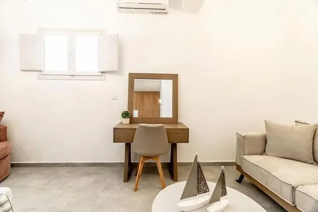 Two Bedroom Villa with Outdoor Hot Tub