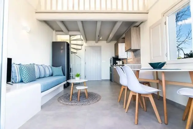 Two Bedroom Villa with Outdoor Hot Tub