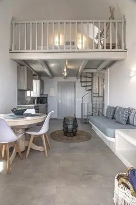 Two Bedroom Villa with Outdoor Hot Tub
