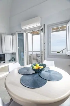 Two Bedroom Villa with Outdoor Hot Tub