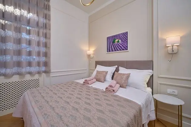 Deluxe Apart Daire