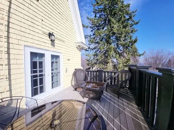 Oda, 1 En Büyük (King) Boy Yatak, Sigara İçilmez, Balkon