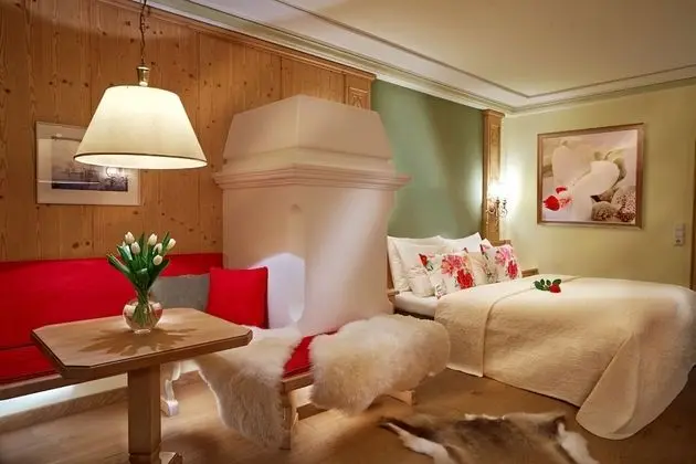 Junior Süit, Küvet, Dağ Manzaralı (40m²)