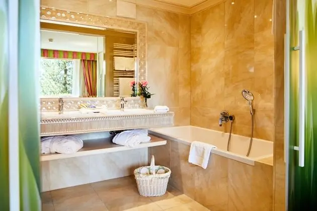 Süit, Balkon, Dağ Manzaralı (50m²)