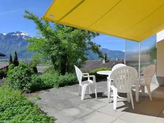 Ev