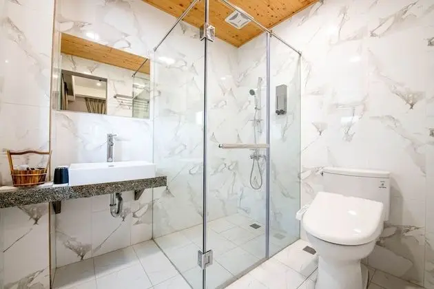 Comfort Tek Büyük Yataklı Oda (301)