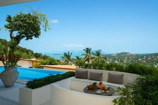 4 Bedrooms Deluxe Duplex with Private Pool