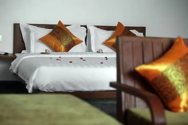 Luxury Double Room, Pool View - Free Pick Up