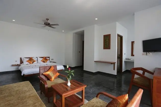 Luxury Double Room, Pool View - Free Pick Up