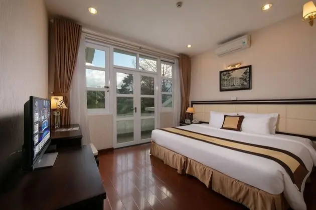 Deluxe King, Mountain View