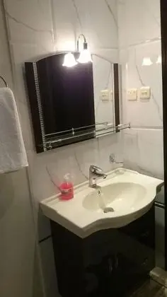 Classic Tek Büyük Yataklı Oda