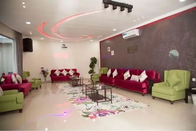 Dağ Evi, Kişiye Özel Havuzlu