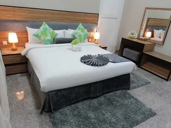 Family Deluxe Room (City & Sunrise View)