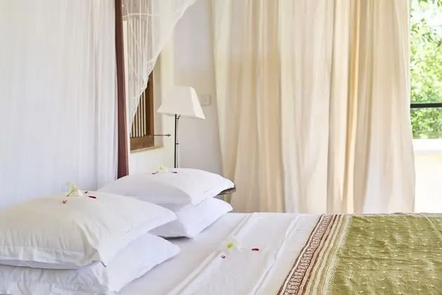 Deluxe Villa, 4 Yatak Odası, Banyolu/Duşlu, Havuz Manzaralı