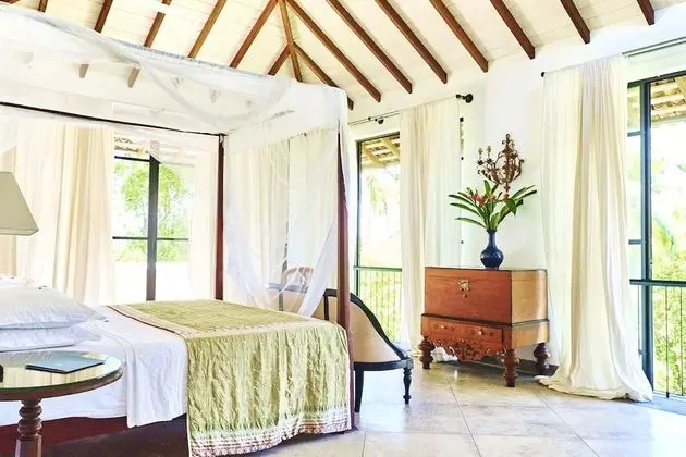 Deluxe Villa, 4 Yatak Odası, Banyolu/Duşlu, Havuz Manzaralı