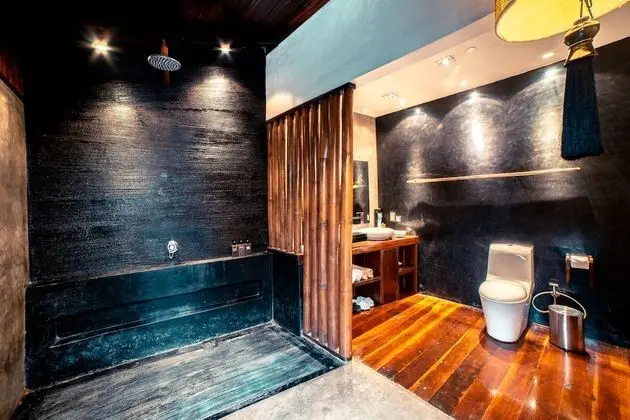 Çatı Katı (Loft), 1 En Büyük (King) Boy Yatak, Sigara İçilmez, Kişiye Özel Havuzlu