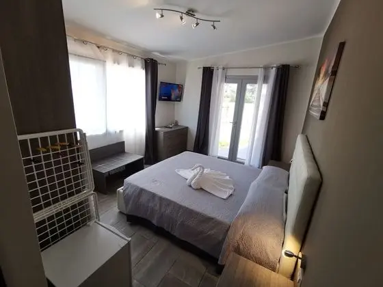 Tek Büyük Yataklı Oda