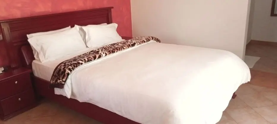 Tek Büyük Yataklı Oda (Bungalow )