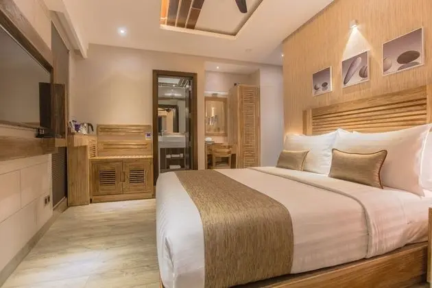 Deluxe Tek Büyük Yataklı Oda, Balkon, Okyanus Manzaralı (Free Airport Transfer)
