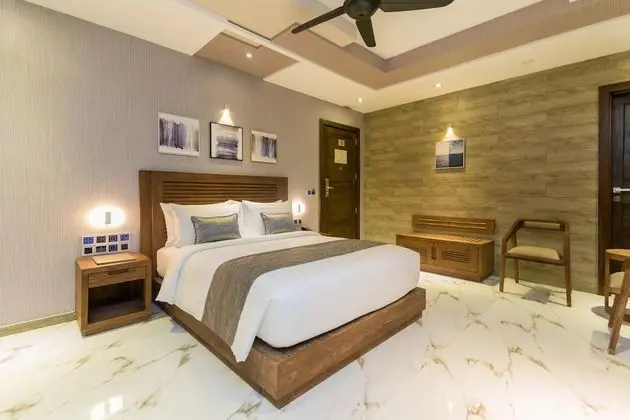 Samann Suite with Balcony, Free Airport Transfer