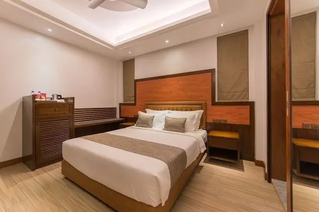 Deluxe Double Room with Free Return Airport Transfer