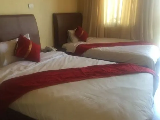 Deluxe Üç Kişilik Oda