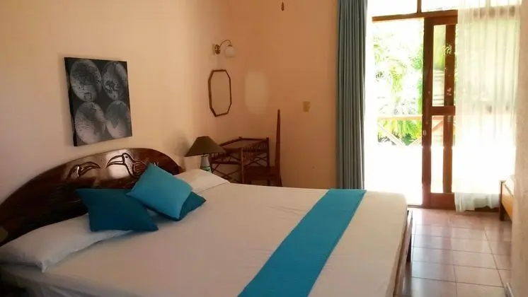 Superior Tek Büyük Yataklı Oda, 1 En Büyük (King) Boy Yatak, Balkon, Bahçe Manzaralı