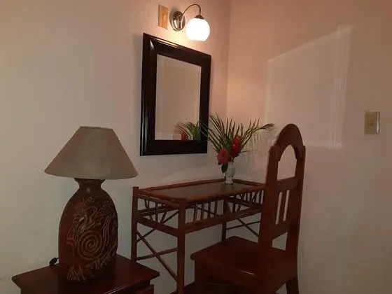 Superior Tek Büyük Yataklı Oda, 1 En Büyük (King) Boy Yatak, Balkon, Bahçe Manzaralı