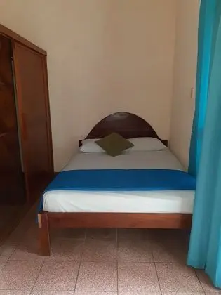 Üç Kişilik Oda, Balkon, Bahçe Manzaralı