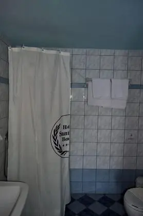 Üç Kişilik Oda, Havuz Manzaralı