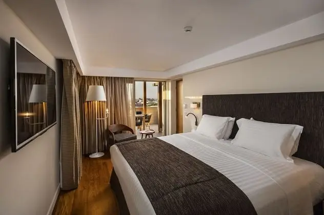 Çatı Katı Süiti (Penthouse) (Suite)
