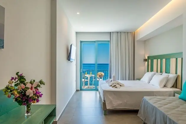 Junior Süit, Balkon, Deniz Manzaralı