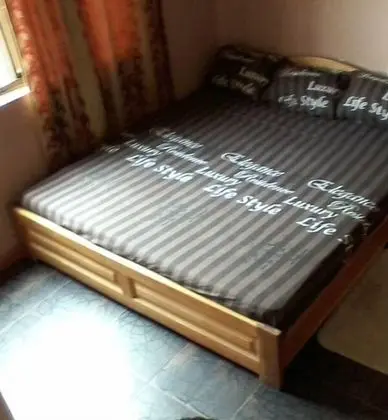 Luxury Tek Büyük Yataklı Oda