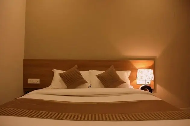 Deluxe Tek Büyük Yataklı Oda, 1 Çift Kişilik Yatak, Şehir Manzaralı