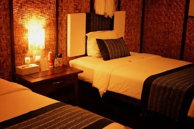 İki Ayrı Yataklı Oda, 1 Yatak Odası (Lumbung)