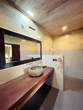 Premium Deluxe King Room
