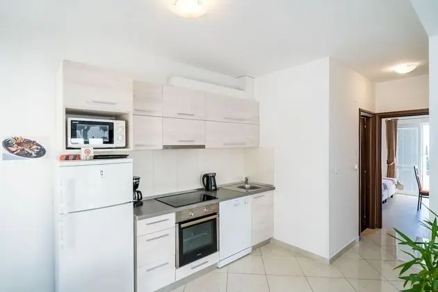 Apart Daire (Two-Bedroom Apartment with Terrace)