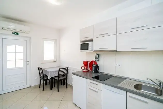 Stüdyo, Balkon, Deniz Manzaralı (Villa Samba - Studio Apartment with B)