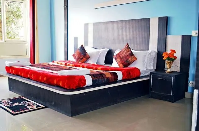Deluxe Tek Büyük Yataklı Oda, 1 Çift Kişilik Yatak, Sigara İçilebilir