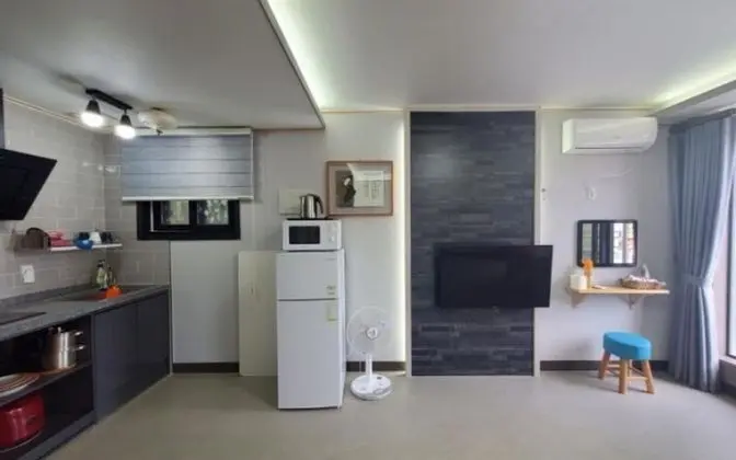 Oda (Room 102 (Ocean View))