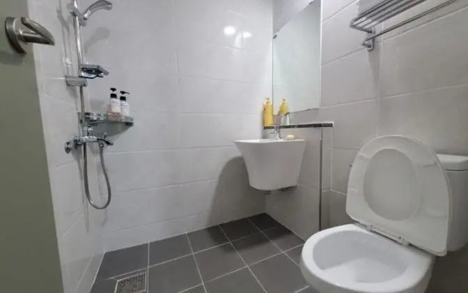 Oda (Room 201 (Ocean View))