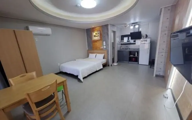 Oda (Room 201 (Ocean View))