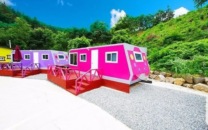Oda (Caravan-Ruby)