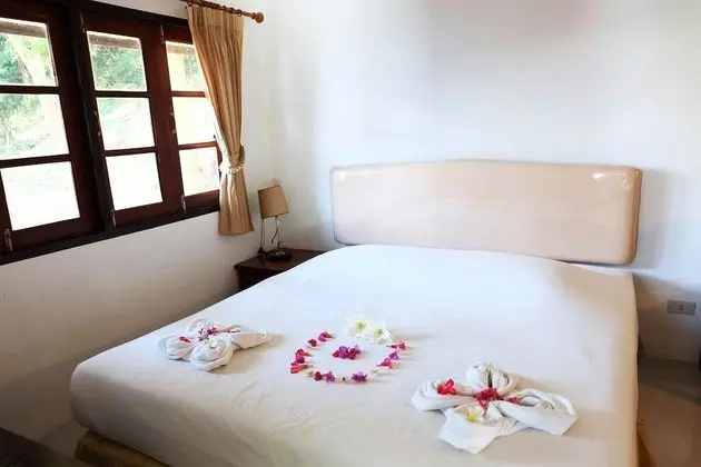 2 Bedrooms Bungalow